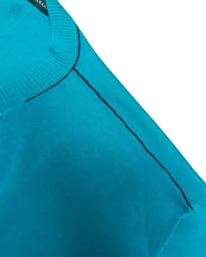 Maglificio AnnMaria, artigianato e stile italiano | maglione in cashmere di alta qualità, lavorazione artigianale, moda sostenibile, capi esclusivi, made in Italy, design contemporaneo, comfort e eleganza garantiti.