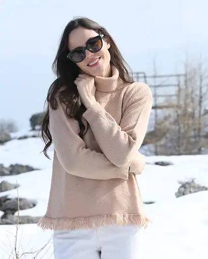 Women's Wool Sweater with Donut Collar and Fringe - Eclipse Donut